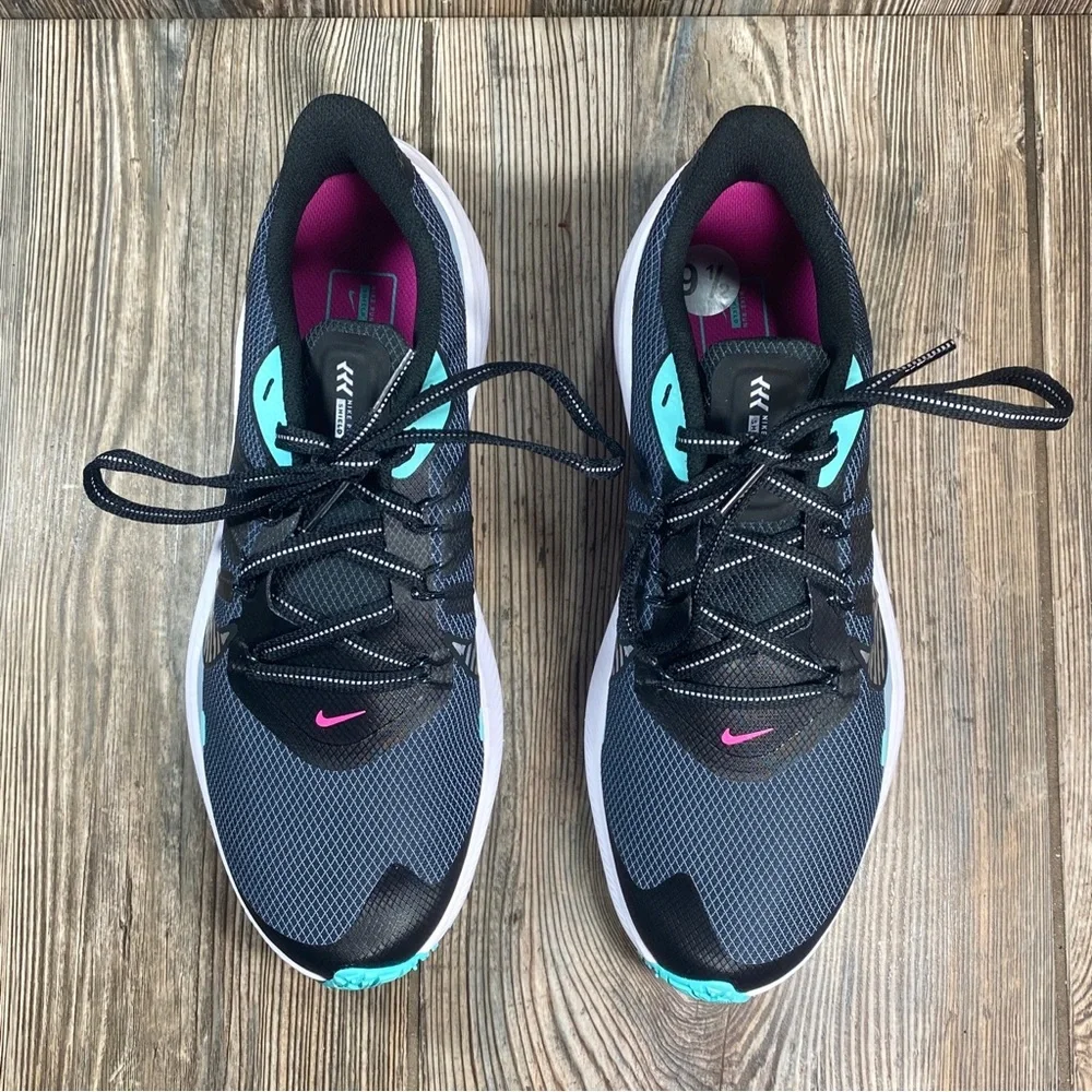 Nike Winflo 7 Run Shield Women's Size 9.5 Black, Gray, Green Running Shoes - Picture 3 of 16